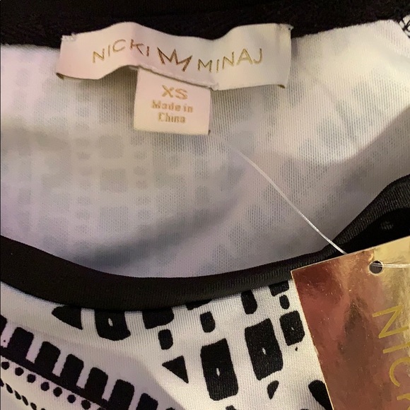 Nicki Minaj - Picture 3 of 3